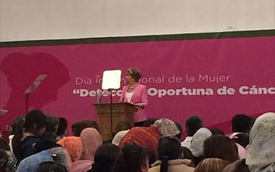 Conferencias sobre cáncer de mama en Guachochi y Chihuahua, Marzo 2014.