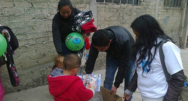 Entrega de juguetes en Huixquilucan, Estado de México