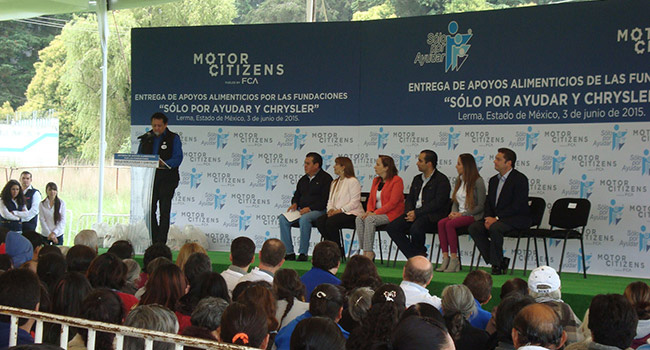 Entrega de 1000 despensas en alianza con Fundación Chrysler Gracias Chrysler !!