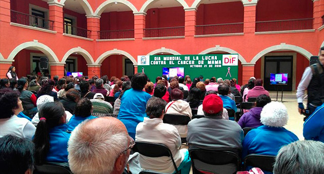 Gracias DIF Tlalnepantla por invitarnos a hablar sobre detección oportuna de cáncer de mama. ¡Tócate para que no te toque!