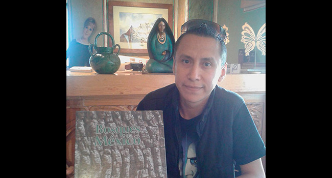 En sólo por Ayudar estamos comprometidos con el medio ambiente. Fomentamos entre las personas beneficiadas, la conservación de los bosques de México. ¡Gracias Antonio Pastrana por la donación de los libros!