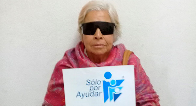 They are Constantine, Maria del Carmen and Maria de Lourdes after their cataract surgery